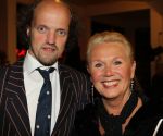 Tilburg, 9 December 2010
Premiere TOON
Loeki Knol met nieuwe partner
Foto Peter Smulders BV