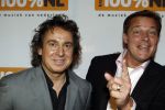 Hilversum 11 januari 2011
Uitreiking 100% NL awards bij de wereldomroep. Albert Verlinde en Marco Borsato
Peter Smulders bv