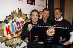 Amsterdam 12 januari 2011
Marco Borsato en Albert Verlinden kondigen samenwerking aan over kindermusical TBV War Child.Harald v Panhuis van de zwaluwhoeve is de sponsor
Peter Smulders bv