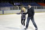 Amsterdam 4 januari 2011
Patty Brard en haar vriend Nicky v Dam schaatsend op de Jaap eden baan.
Peter Smulders bv