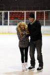 Amsterdam 4 januari 2011
Patty Brard en haar vriend Nicky v Dam schaatsend op de Jaap eden baan.
Peter Smulders bv