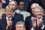 Amsterdam 29 juni 2000  Euro 2000
1/2 finale Nederland-Italie, eindstand 0-0 na verlenging o-o
Nederland verliest met strafschoppen
Prins willem alexander en Wim Kok

PETER SMULDERS BV