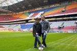 Amsterdam 7 januari 2011
Robert Leroy en George The van Volendam music in de arena.
Peter Smulders bv