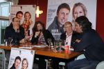 Hoofddorp 7 december 2010
Presentatie Helden en bekend maken van samenwerking met Sanoma uitgevers. Dick Molman ... Frits en Barbara Barend zwanger. Ron Bertelink
Peter Smulders bv