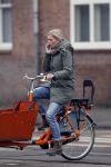 Amsterdam 7 januari 2011
Tooske Ragas op de bakfiets.
Peter Smulders bv
