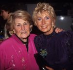 Willeke Alberti
met moeder Ria Alberti
Foto Peter Smulders BV