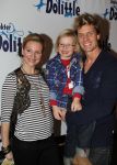 Zoetermeer, 19 December 2010
Premiere in het stadstheater van de musical Dr. Dolittle
Winston Post met zijn vrouw Denise v Rijswijk en zoontje Yaden Post
Foto Peter Smulders BV