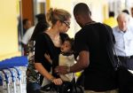 Curacao 8 januari 2012
Sunnery james haalt vrouw en Doutzen Kroes en zoon Phyllon op op het vliegveld van Curacao.
Peter Smulders bv
