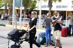 Curacao 8 januari 2012
Sunnery james haalt vrouw en Doutzen Kroes en zoon Phyllon op op het vliegveld van Curacao.
Peter Smulders bv