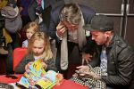 Tiel 08 Januari 2012
Premiere Piet Piraat 3D. Emile Ratelband met Ben Saunders en dochter Stacey.
Peter Smulders bv