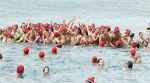 Curacao 1 januari 2011
Gerard Joling doet mee met de traditionele nieuwjaarsduik bij zanzibar.
Peter Smulders bv