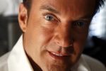 Curacao 7 januari 2012
Gerard Joling opnames videoclip op zanzibar. Patty Brard doet de regie.
Peter Smulders bv