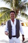 Curacao 7 januari 2012
Gerard Joling opnames videoclip op zanzibar. Patty Brard doet de regie.
Peter Smulders bv