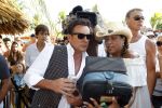 Curacao 7 januari 2012
Gerard Joling opnames videoclip op zanzibar. Patty Brard doet de regie.
Peter Smulders bv