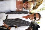 Curacao 7 januari 2012
Gerard Joling opnames videoclip op zanzibar. Patty Brard doet de regie. Gerard met zijn moeder
Peter Smulders bv