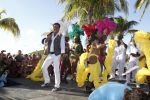 Curacao 7 januari 2012
Gerard Joling opnames videoclip op zanzibar. Patty Brard doet de regie.
Peter Smulders bv