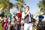 Curacao 7 januari 2012
Gerard Joling opnames videoclip op zanzibar. Patty Brard doet de regie.
Peter Smulders bv