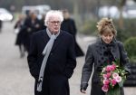 Amsterdam 21 december 2011
Crematie Olga Madsen op westgaarde. Henk Spaan met vrouw
Peter Smulders bv