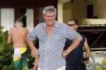 Curacao 31 december 2011
Jaap Buijs en zijn vrouw kijken naar het voetvolley van Jan Smit bij lions dive.
Peter Smulders bv