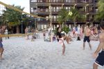 Curacao 29 december 2011
Jan Smit Nick en Simon en Kees Kwakman voetvolleyen tegen Frank de Boer Guido Albers en Edwin v d Sar op het strand van Lions dive. De artiesten winnen uiteindelijk met 4-1 in sets.
Peter Smulders bv