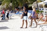 Curacao 31 december 2011
Jan en Lisa Smit op Jan zijn verjaardag in zee en bij Mambo beach.
Peter Smulders bv