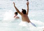Curacao 31 december 2011
Jan en Lisa Smit op Jan zijn verjaardag in zee en bij Mambo beach.
Peter Smulders bv