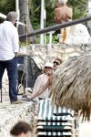Curacao 30 december 2011
Jeroen en Herma Krabbe bij avila beach.
Peter Smulders bv