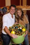 Amsterdam 8 december 2011
Bn ers tuigen kerstboom op voor het goede doel in artis. De aktie is mogelijk gemaakt door Sky radio. Kim Kotter
Peter Smulders bv