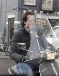 Amsterdam 17 december 2011
Leco v Zadelhoff op zijn vespa scooter.
Peter Smulders bv