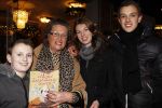 Amsterdam 22 december 2011
Premiere kerstcircus in carre. Lenie Bambergen met kleinkinderen
Peter Smulders bv