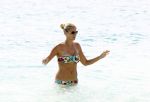 Curacao 31 december 2011
Jan en Lisa Smit op Jan zijn verjaardag in zee en bij Mambo beach.
Peter Smulders bv