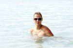 Curacao 31 december 2011
Jan en Lisa Smit op Jan zijn verjaardag in zee en bij Mambo beach.
Peter Smulders bv