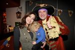 Tiel 08 Januari 2012
Premiere Piet Piraat 3D. Marielle Bastiaansen met zoontje Willem en Piet Piraat.
Peter Smulders bv
