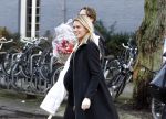 Amsterdam 24 december 2011
Nicolette v dam zwanger en vriend Bas Smit doen kerst boodschappen.
Peter Smulders bv