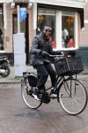 Amsterdam 17 december 2011
Regilio Tuur op de fiets in Amsterdam.
Peter Smulders bv