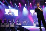 Amsterdam 9 december 2011
Robert Leroy met Big band op de miljonair fair.
Peter Smulders bv