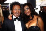 Amsterdam 8 december 2011
Openings en VIP avond van de miljonairfair in de RAI. Ronnie Rosenbaum met vriendin
Peter Smulders bv