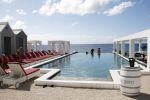Curacao 5 januari 2011
Hotspots in Curacao. Beachclub en Restaurant Saintt Tropez
Peter Smulders bv
