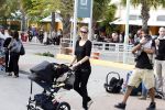 Curacao 8 januari 2012
Sunnery james haalt vrouw en Doutzen Kroes en zoon Phyllon op op het vliegveld van Curacao.
Peter Smulders bv