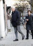 Amsterdam 24 december 2011
Uri Coronel met zijn vrouw op de cornelis schuytstraat
Peter Smulders bv