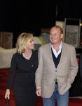 Maastricht 10 januari 2012
Connie Breukhoven en haar nieuwe vriend Frans v Maarschalkerwaart rijden van Amsterdam naar Maastricht waar ze eerst in hotel wat drinken en daarna naar een gala van een oldtimer beurs in het Mecc gaan.
Peter Smulders bv