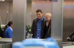 Schiphol 27 december 2012
Gordon vertrekt met zijn nieuwe vriend Robbert op vakantie naar Rio de Janeiro.
Peter Smulders bv