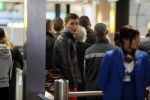 Schiphol 27 december 2012
Gordon vertrekt met zijn nieuwe vriend Robbert op vakantie naar Rio de Janeiro.
Peter Smulders bv