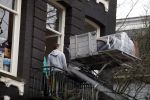 Amsterdam 22 december 2012
Isa Hoes aan het verhuizen naar haar nieuwe huis aan het vondelpark.
Peter Smulders bv