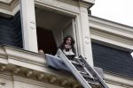 Amsterdam 22 december 2012
Isa Hoes aan het verhuizen naar haar nieuwe huis aan het vondelpark.
Peter Smulders bv