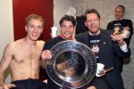 Eindhoven 6 mei 2001

PSV-Heerenveen 3-0
PSV landskampioen.
Dennis Rommedahl Jan Heintze en Frank Arnesen

Peter Smulders bv