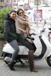 Amsterdam 12 januari 2012
Joelle en felicity Gullit op de scooter.
Peter Smulders bv