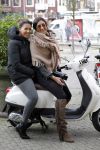 Amsterdam 12 januari 2012
Joelle en felicity Gullit op de scooter.
Peter Smulders bv