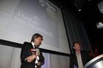 Amsterdam 17 januari 2013
Matthijs v Nieuwkek wordt uitgeroepen voor omroepman van het jaar en krijgt de prijs overhandigd uit handen van John de Mol.
Peter Smulders bv