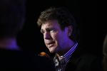 Amsterdam 17 januari 2013
Matthijs v Nieuwkek wordt uitgeroepen voor omroepman van het jaar en krijgt de prijs overhandigd uit handen van John de Mol.
Peter Smulders bv